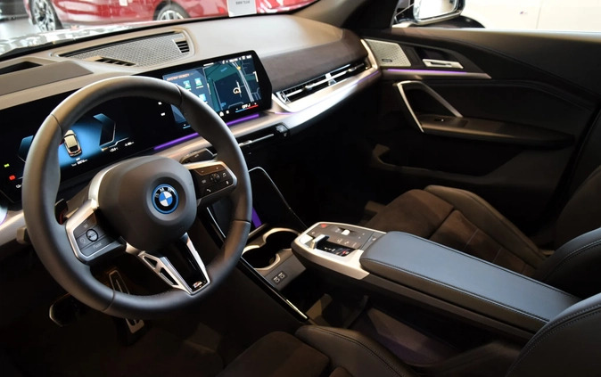 BMW iX2 cena 320900 przebieg: 5, rok produkcji 2024 z Kutno małe 704